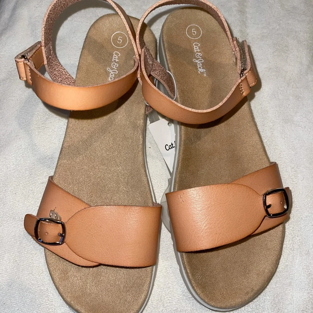 🌹Girls dressy Sandal mustard/camel/yellow kids‎ size 5